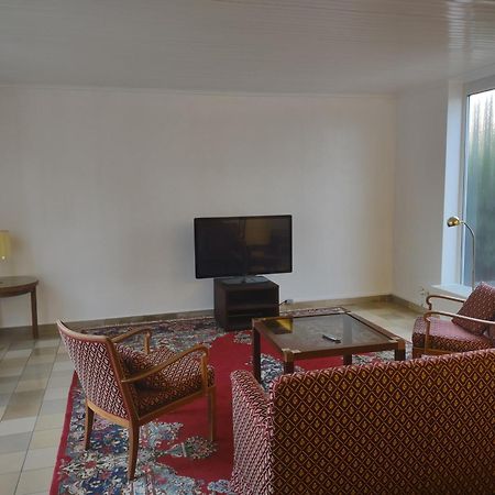 Ruhiges Haus Mit Privatem Garten Halstenbek ภายนอก รูปภาพ