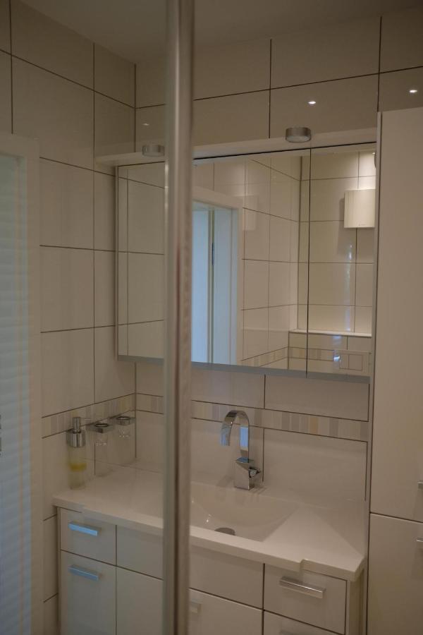 Ruhiges Haus Mit Privatem Garten Halstenbek ภายนอก รูปภาพ